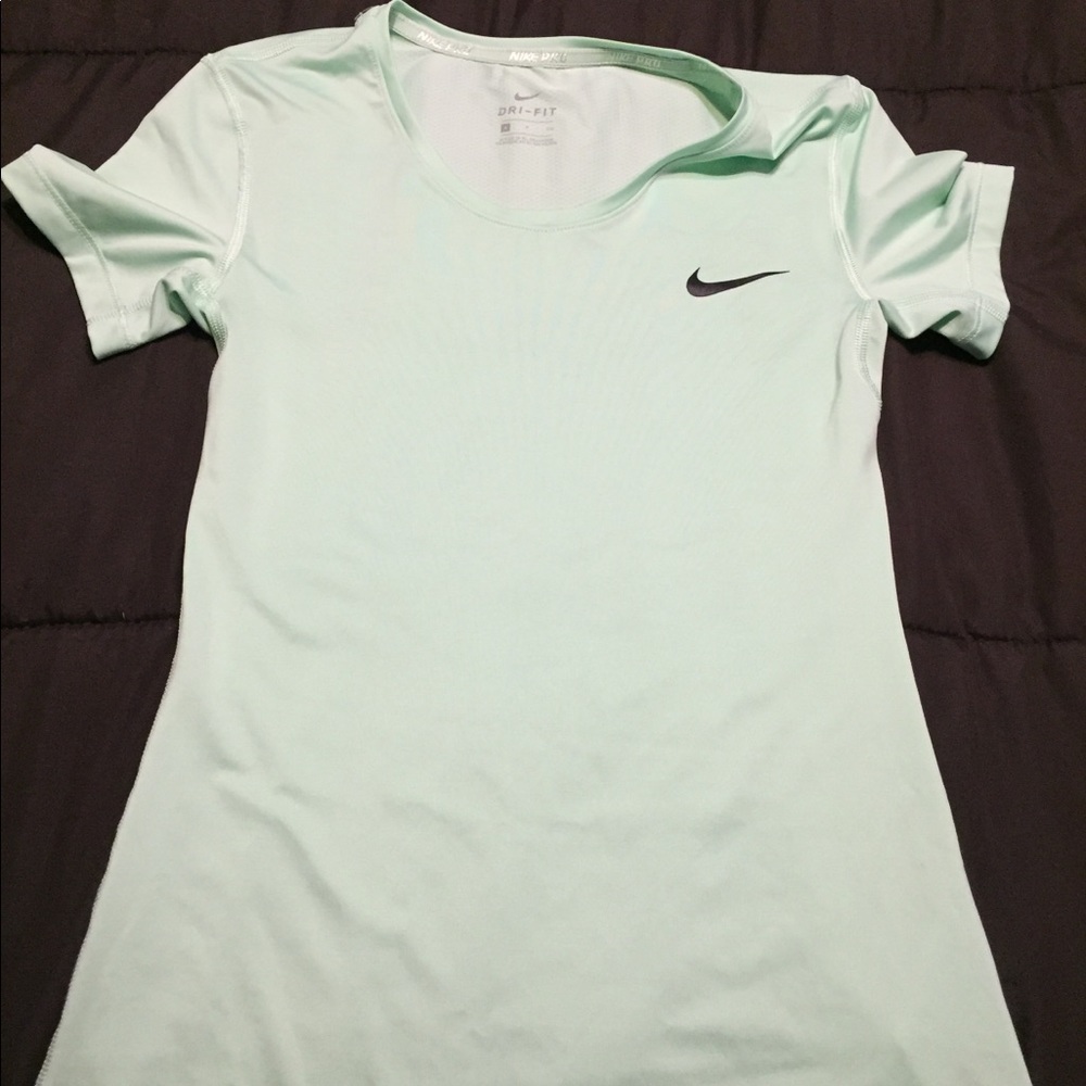 Nike Mint Green TShirt Size Small